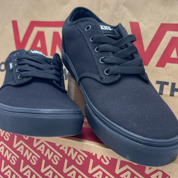 Vans Men’s Black Canvas Sneakers Atwood (Canvas) Black/Black
VN000TUY186 - Picture 6 of 16